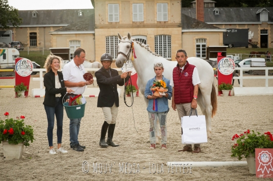 Kaspian de Buissy AA champion des 3 an section 1&2